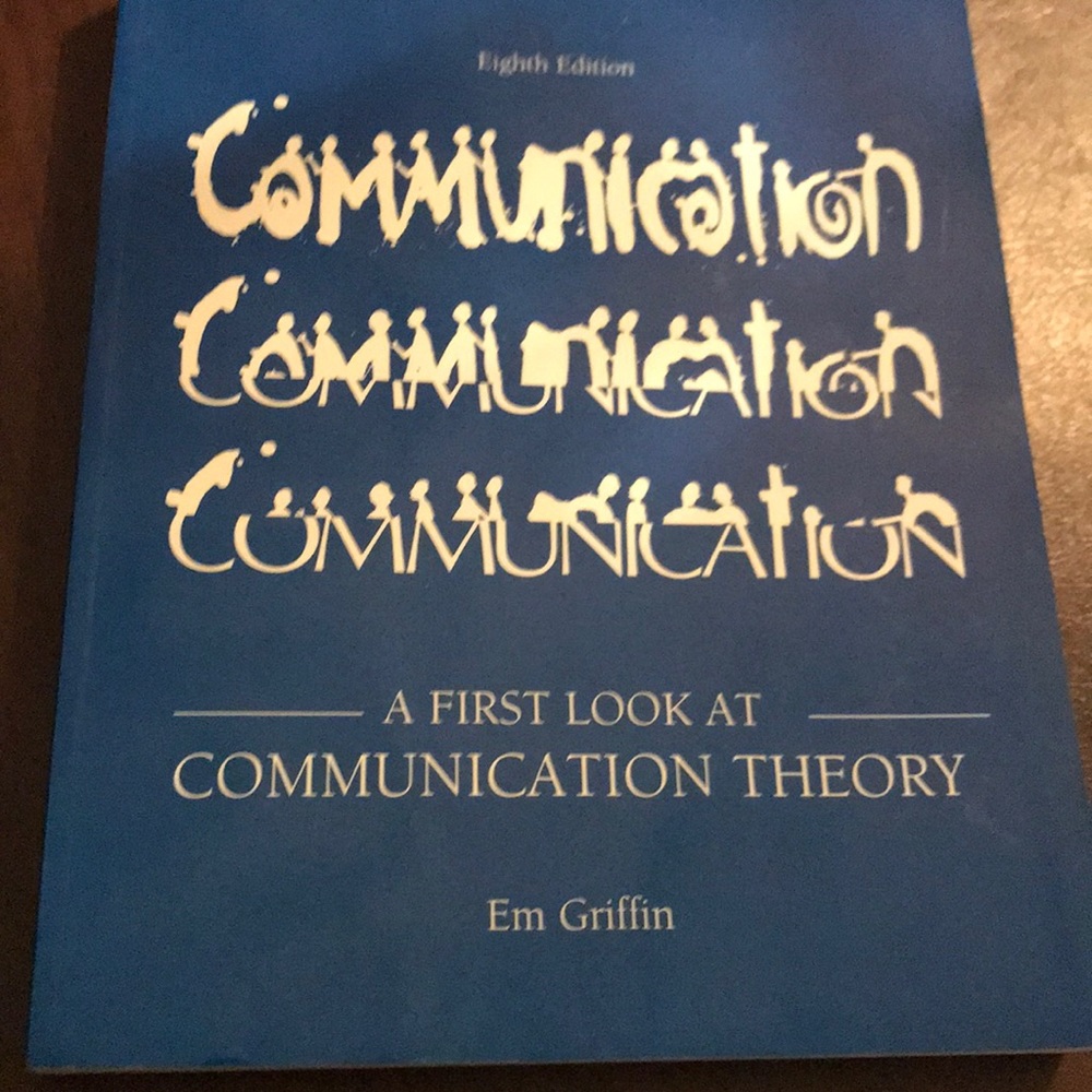 Books - Picture 3 of 6